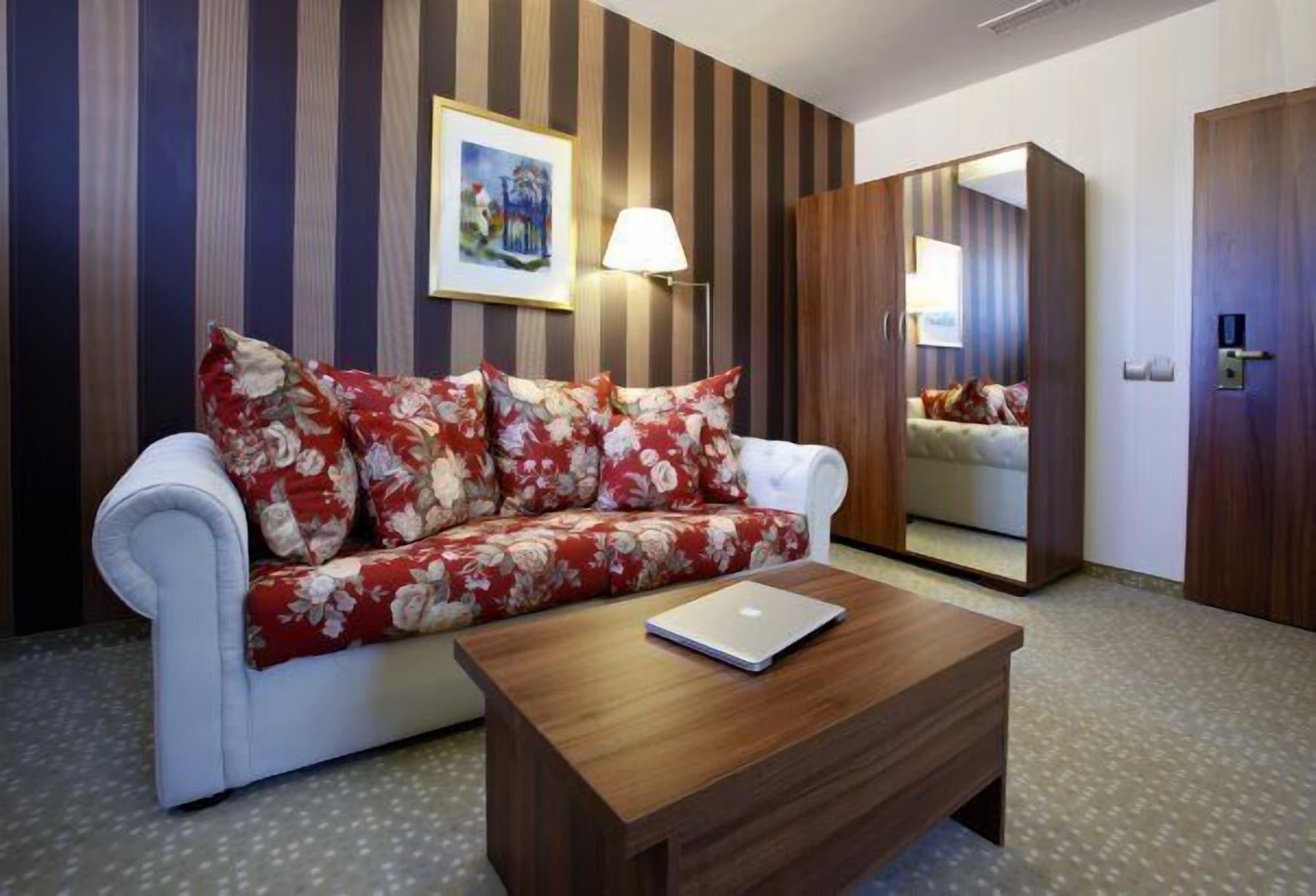 Hotel Gott Brasov Exterior photo